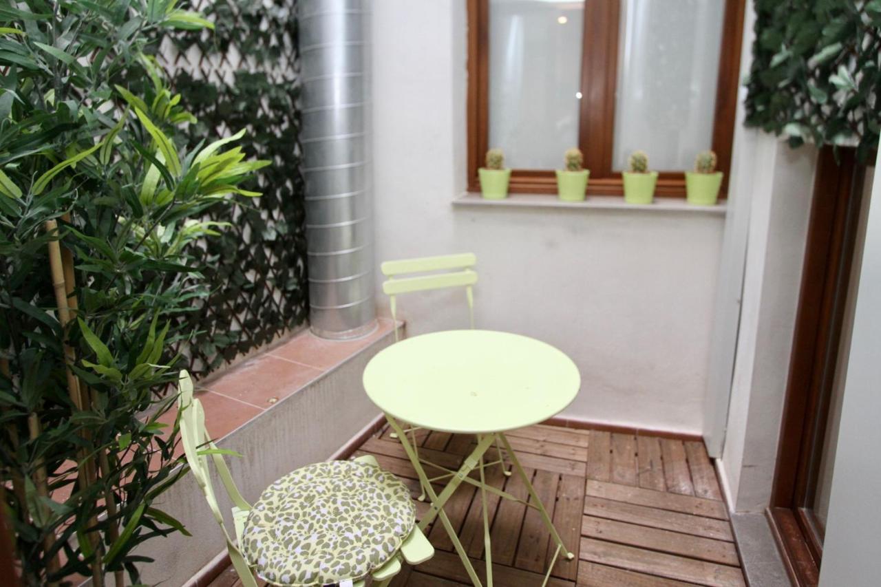 Apartamentos Inside Centro 格拉纳达 外观 照片